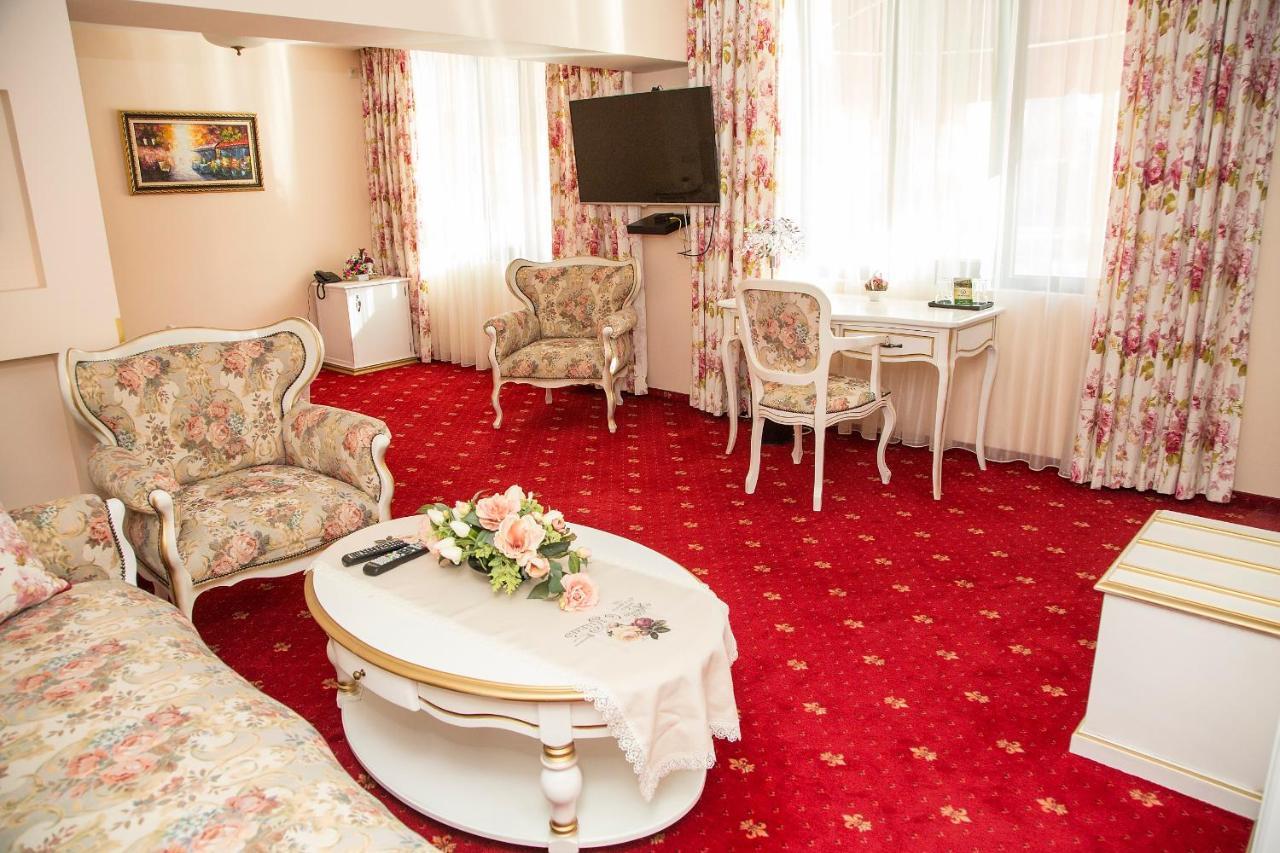 Boutique Hotel Vsk Kentavar Dreanovo Exterior foto