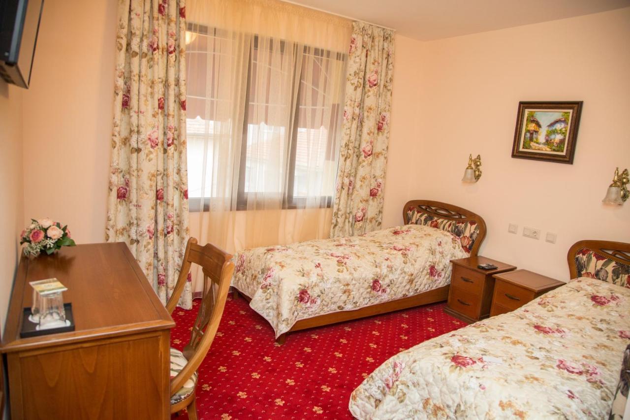 Boutique Hotel Vsk Kentavar Dreanovo Exterior foto
